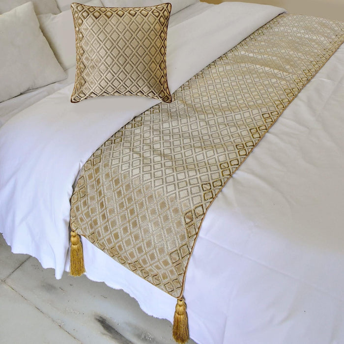 Auric Gem Decorative Bed Runner and Pillow Cover