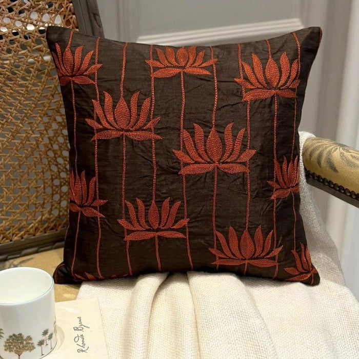 Brown / 14 x 14 inch