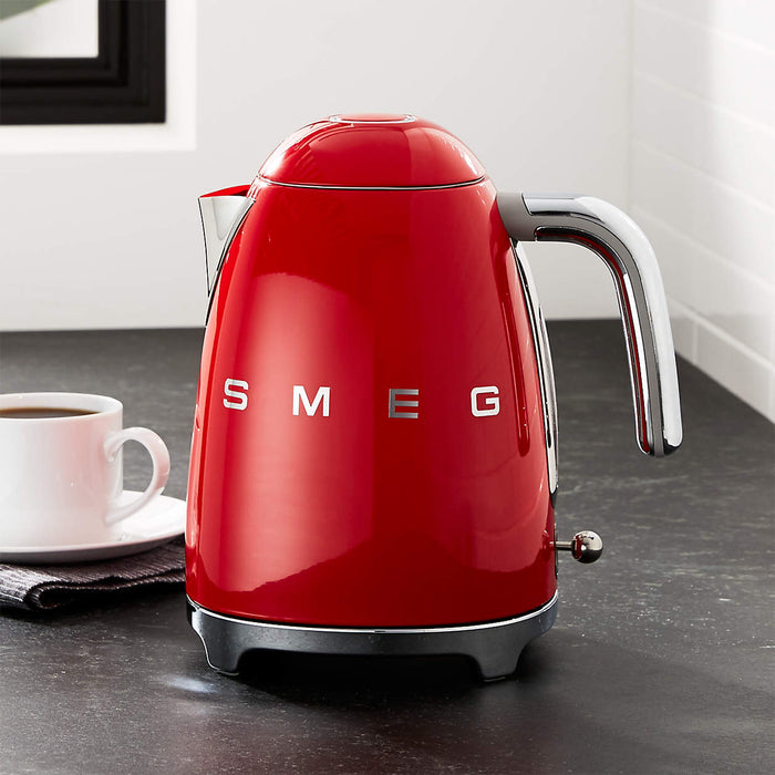 Smeg 3-Cup Kettle -Red